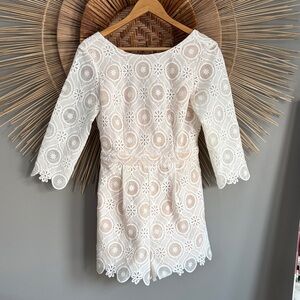 White Elliatt romper small NWT
